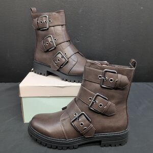 SO Teegan Buckle Zip Closure Women's Ankle Boots Size 8 Brown